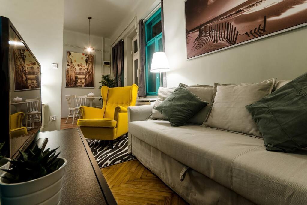 Cosy Apartment In Party District K30 Budapest Exteriör bild